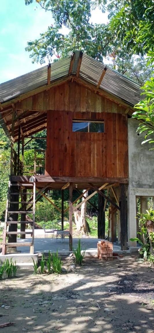 Bua Guesthouse Tangkahan Exterior photo